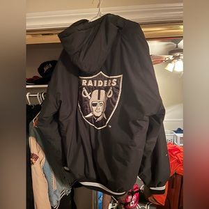 Starter XL Oakland Raiders Jacket